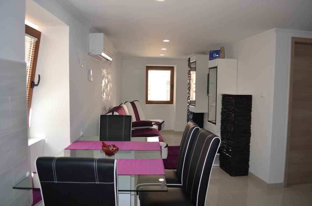Igor Apartment *